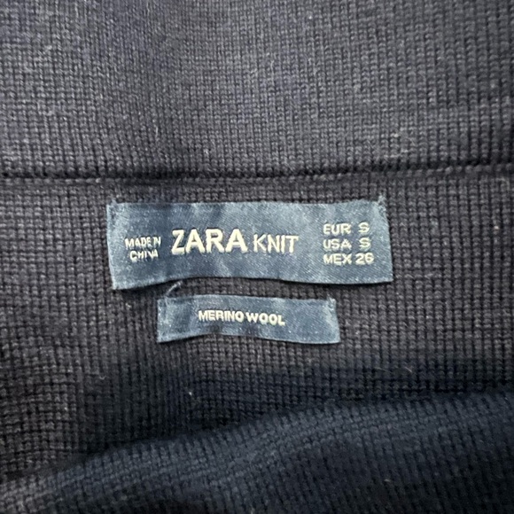 Zara Merino Wool Navy Skirt with Gold Buttons - Picture 8 of 8